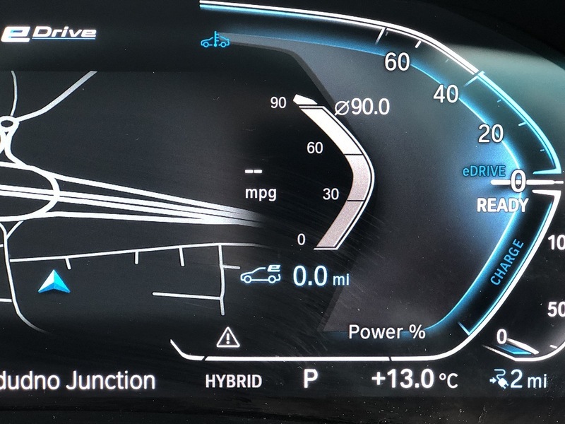 BMW 3 Series 330e M Sport - U2078