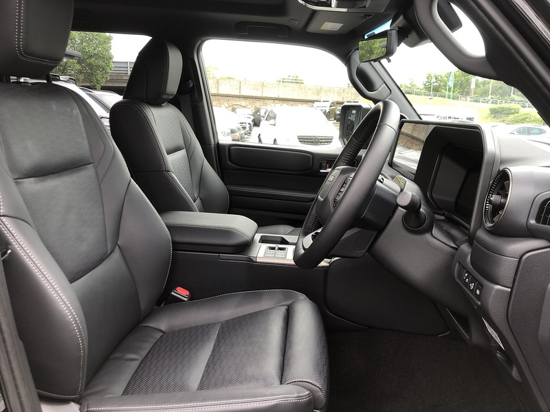 Toyota Land Cruiser D MHEV Invincible - U2082