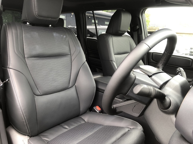 Toyota Land Cruiser D MHEV Invincible - U2082