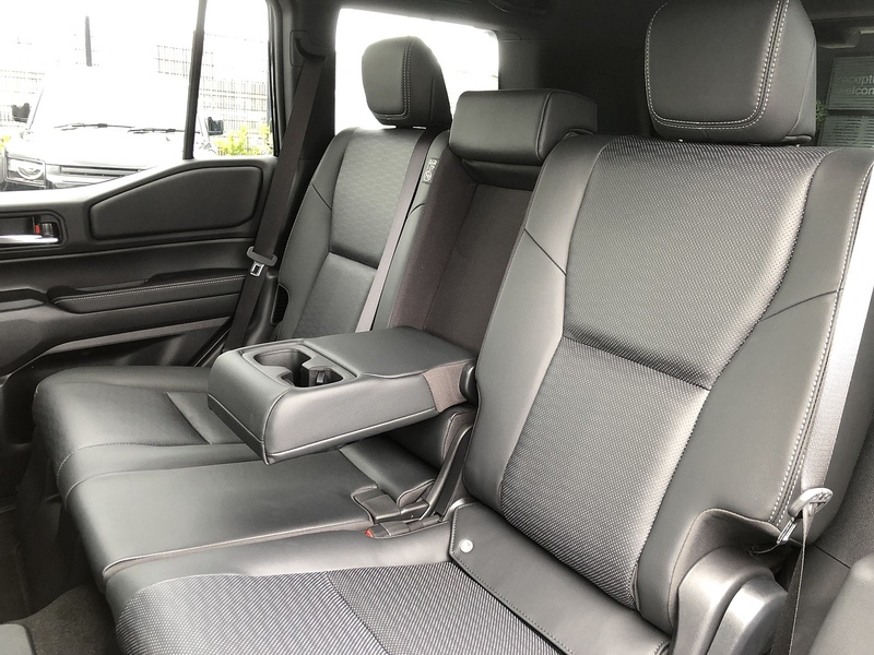 Toyota Land Cruiser D MHEV Invincible - U2082