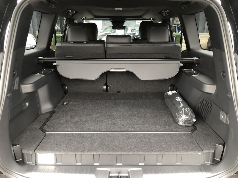 Toyota Land Cruiser D MHEV Invincible - U2082