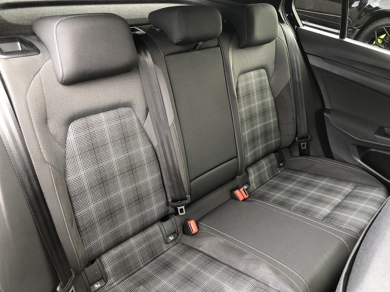 Volkswagen Golf TDI GTD - U2086