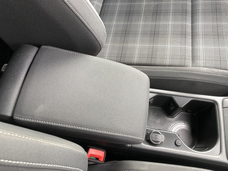 Volkswagen Golf TDI GTD - U2086