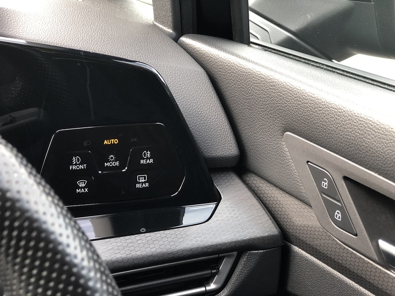 Volkswagen Golf TDI GTD - U2086