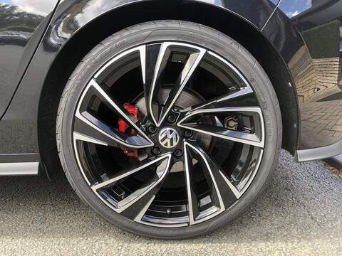 Volkswagen Golf TDI GTD - U2086