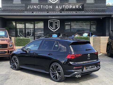 Volkswagen Golf TDI GTD - U2086
