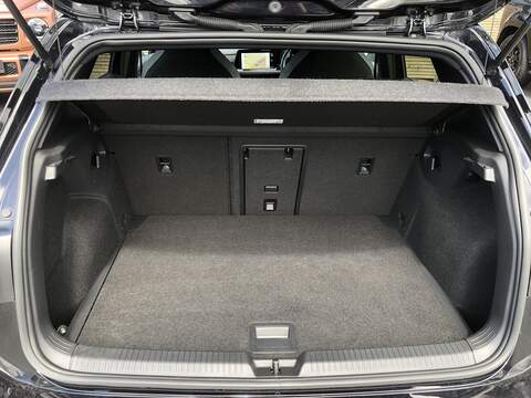 Volkswagen Golf TDI GTD - U2086