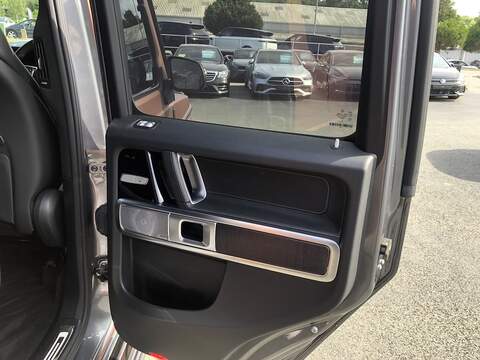 Mercedes-Benz G Class G400d AMG Line - U2087