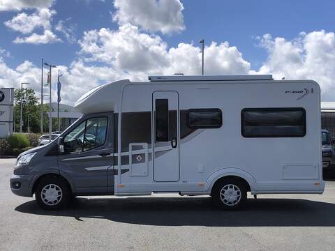Ford AUTO - TRAIL F - LINE F68 - U2093