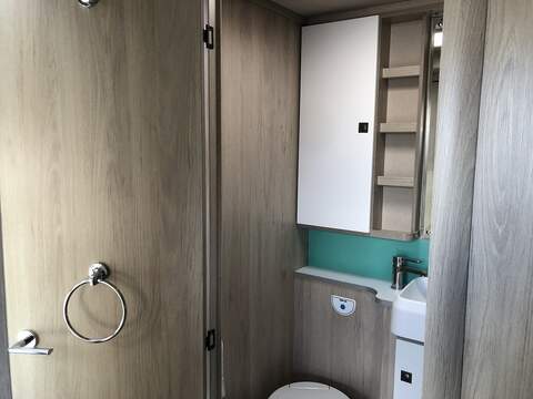 Ford AUTO - TRAIL F - LINE F68 - U2093