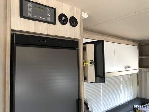 Ford AUTO - TRAIL F - LINE F68 - U2093