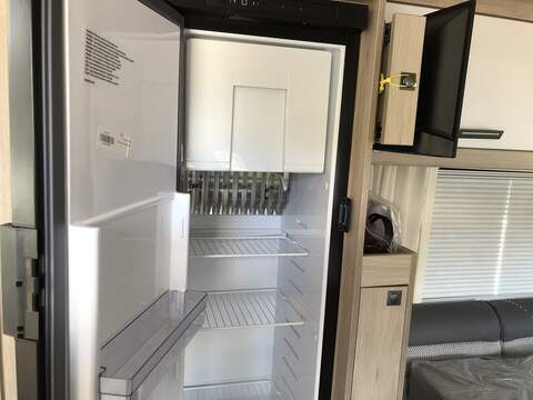 Ford AUTO - TRAIL F - LINE F68 - U2093