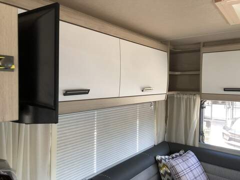 Ford AUTO - TRAIL F - LINE F68 - U2093