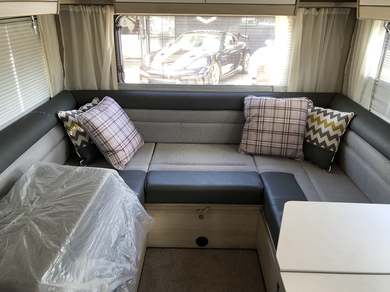 Ford AUTO - TRAIL F - LINE F68 - U2093
