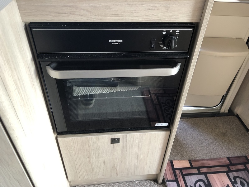 Ford AUTO - TRAIL F - LINE F68 - U2093