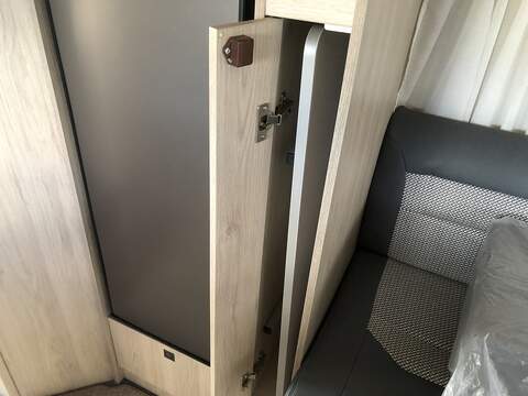 Ford AUTO - TRAIL F - LINE F68 - U2093