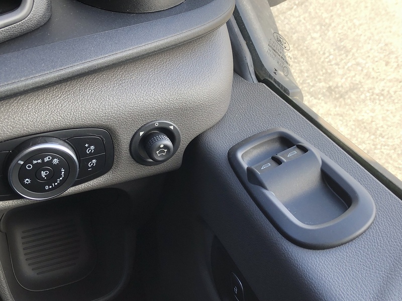 Ford AUTO - TRAIL F - LINE F68 - U2093