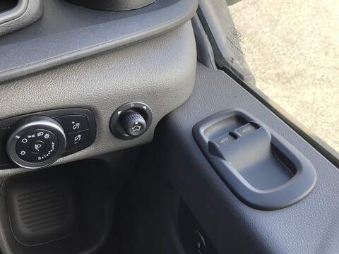 Ford AUTO - TRAIL F - LINE F68 - U2093