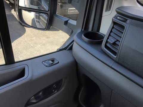 Ford AUTO - TRAIL F - LINE F68 - U2093