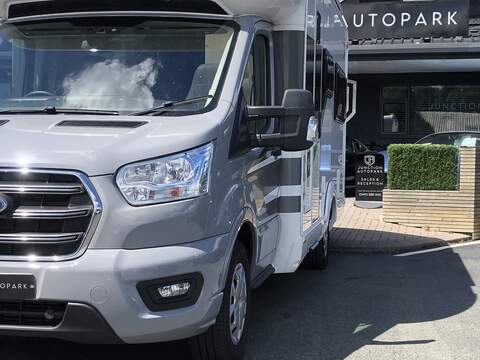 Ford AUTO - TRAIL F - LINE F68 - U2093
