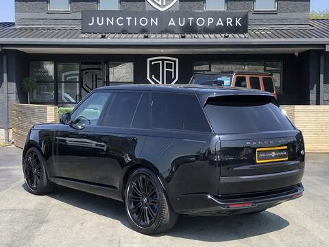 Land Rover Range Rover D350 MHEV HSE - U2103