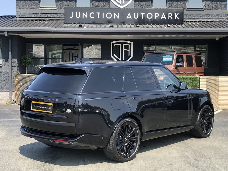 Land Rover Range Rover D350 MHEV HSE - U2103