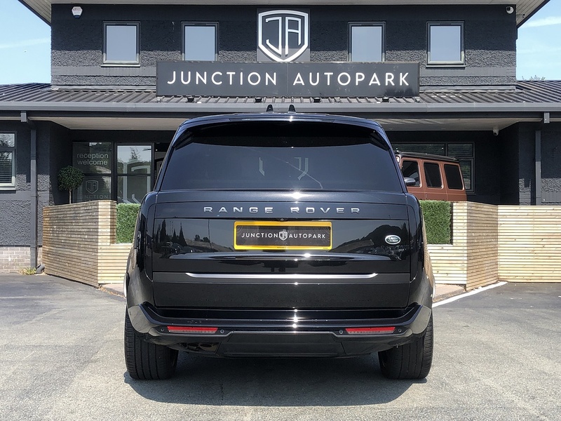 Land Rover Range Rover D350 MHEV HSE - U2103
