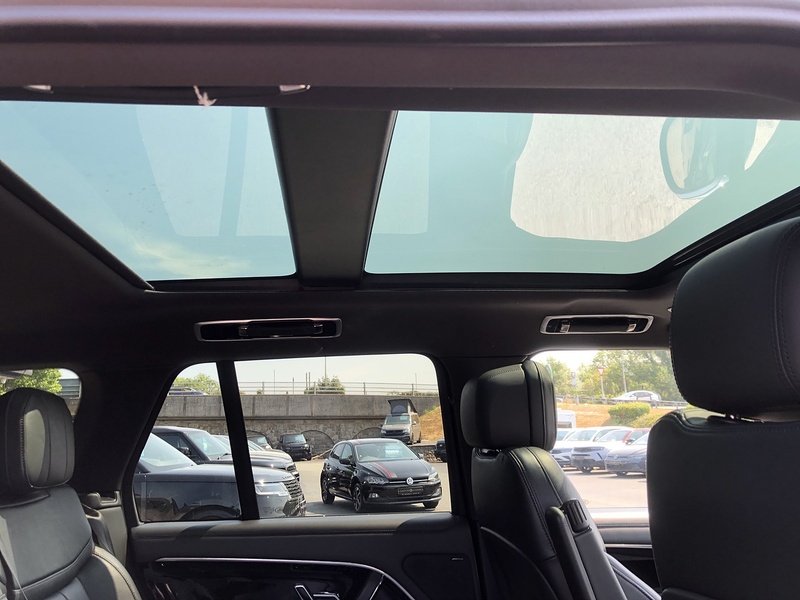 Land Rover Range Rover D350 MHEV HSE - U2103