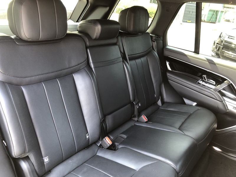 Land Rover Range Rover D350 MHEV HSE - U2103