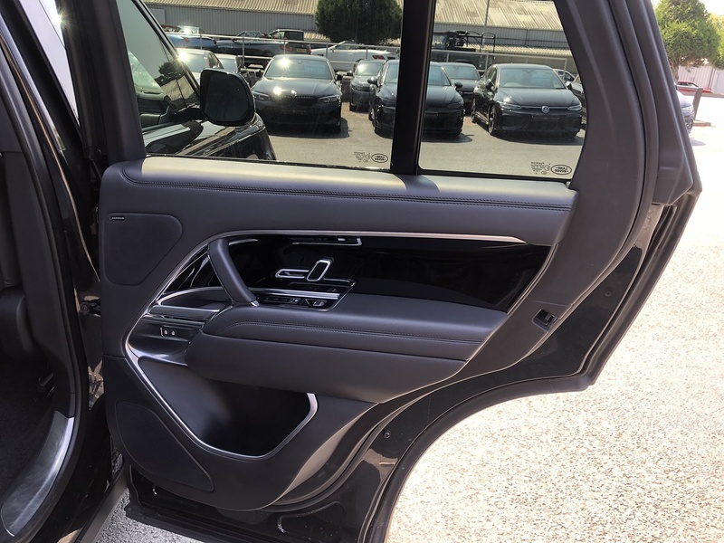 Land Rover Range Rover D350 MHEV HSE - U2103