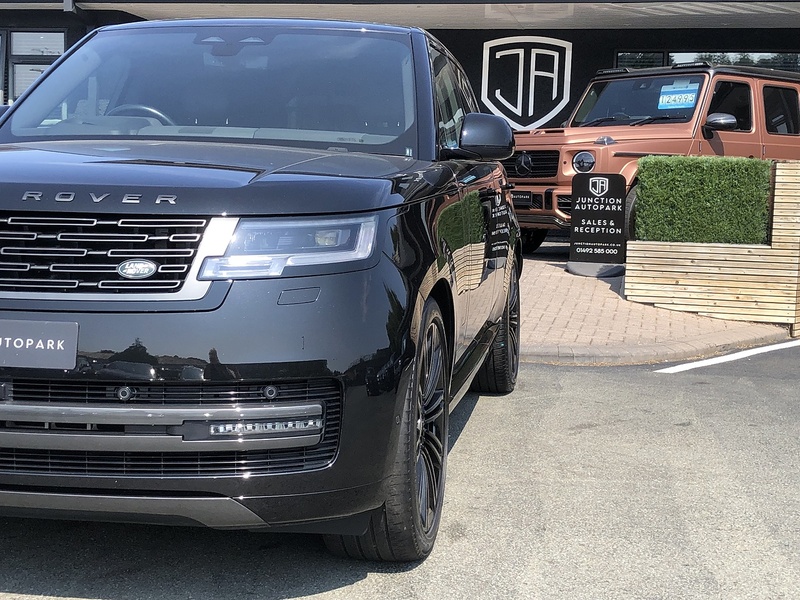 Land Rover Range Rover D350 MHEV HSE - U2103