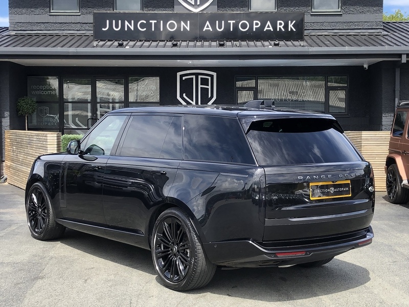 Land Rover Range Rover D350 MHEV HSE - U2104
