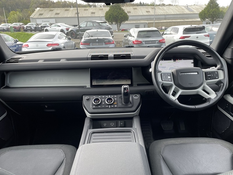 Land Rover Defender 110 SD4 First Edition - U2107