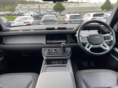 Land Rover Defender 110 SD4 First Edition - U2107