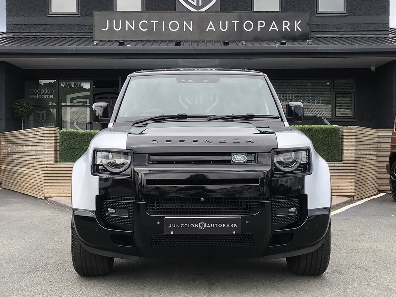 Land Rover Defender 110 SD4 First Edition - U2107
