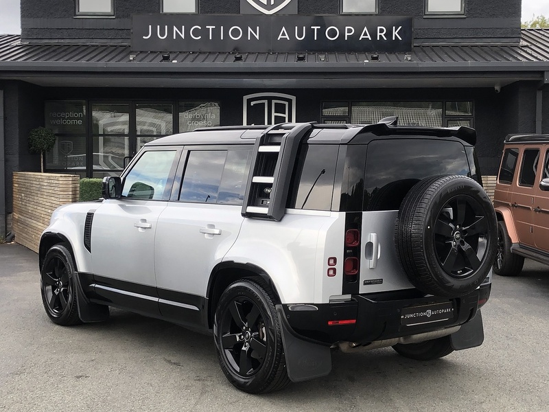 Land Rover Defender 110 SD4 First Edition - U2107