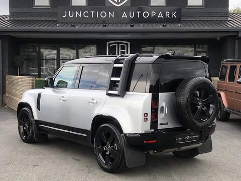 Land Rover Defender 110 SD4 First Edition - U2107