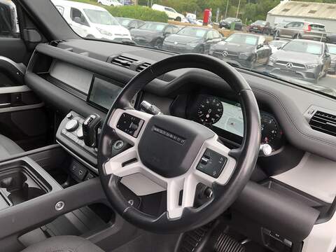 Land Rover Defender 110 SD4 First Edition - U2107