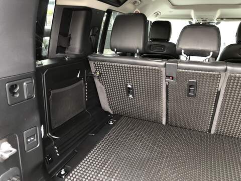 Land Rover Defender 110 SD4 First Edition - U2107