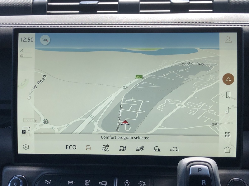 Land Rover Defender 110 D250 MHEV X-Dynamic SE - U2115
