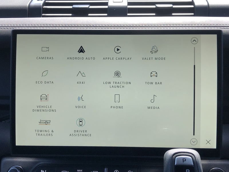 Land Rover Defender 110 D250 MHEV X-Dynamic SE - U2115