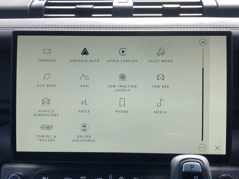 Land Rover Defender 110 D250 MHEV X-Dynamic SE - U2115