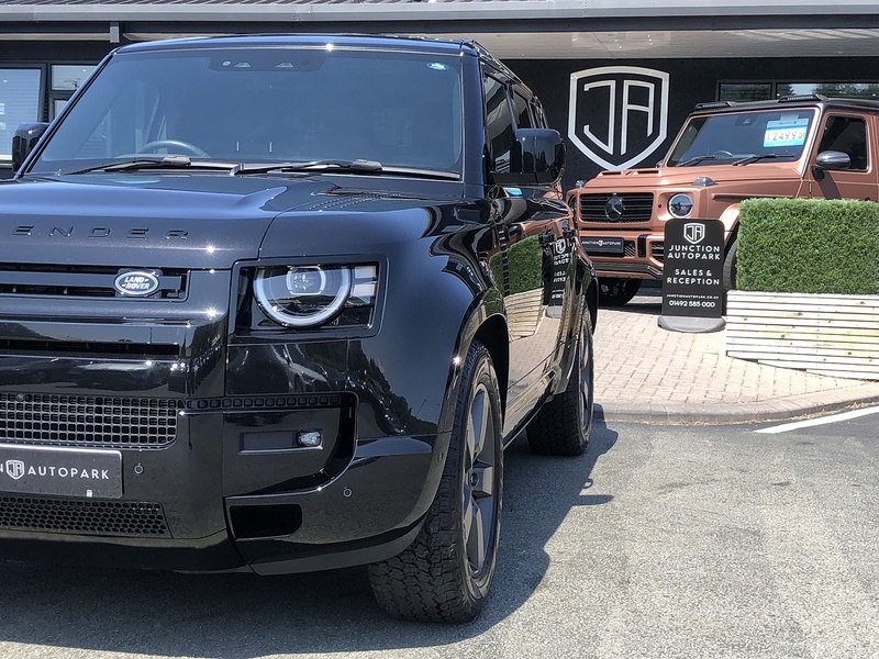 Land Rover Defender 110 D250 MHEV X-Dynamic SE - U2115