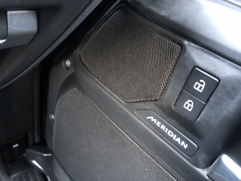 Land Rover Defender 110 D250 MHEV X-Dynamic SE - U2115