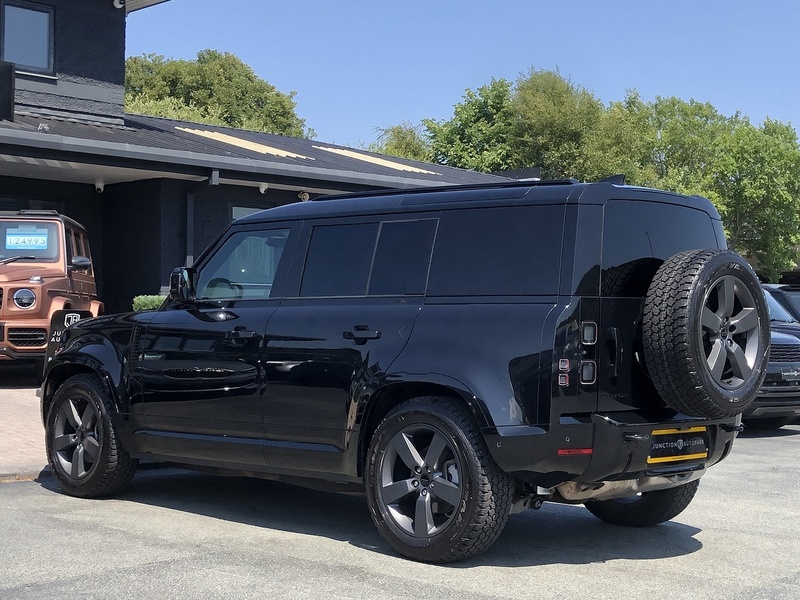 Land Rover Defender 110 D250 MHEV X-Dynamic SE - U2115