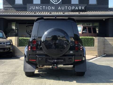 Land Rover Defender 110 D300 MHEV X-Dynamic HSE - U2116