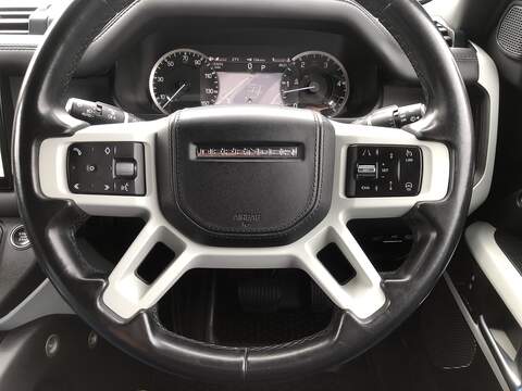 Land Rover Defender 110 D300 MHEV X-Dynamic HSE - U2116