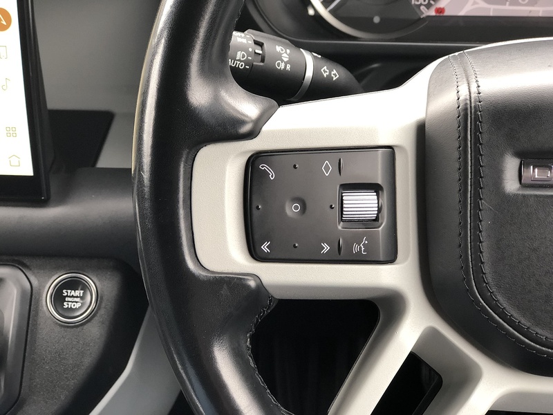 Land Rover Defender 110 D300 MHEV X-Dynamic HSE - U2116