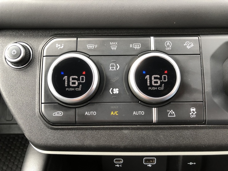 Land Rover Defender 110 D300 MHEV X-Dynamic HSE - U2116