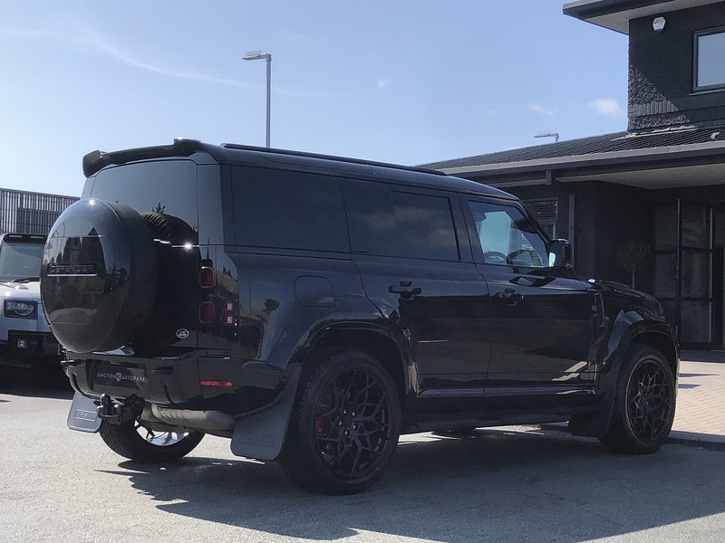 Land Rover Defender 110 D300 MHEV X-Dynamic HSE - U2116